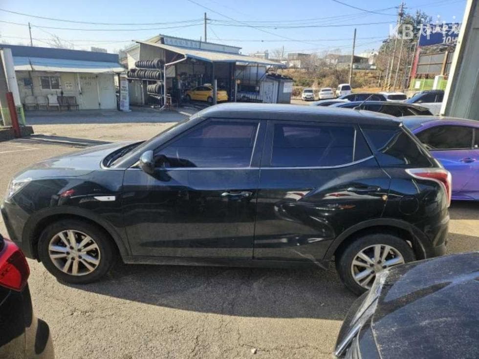 KG Mobility Tivoli 아머1.6 Gasoline VX 2WD - 3