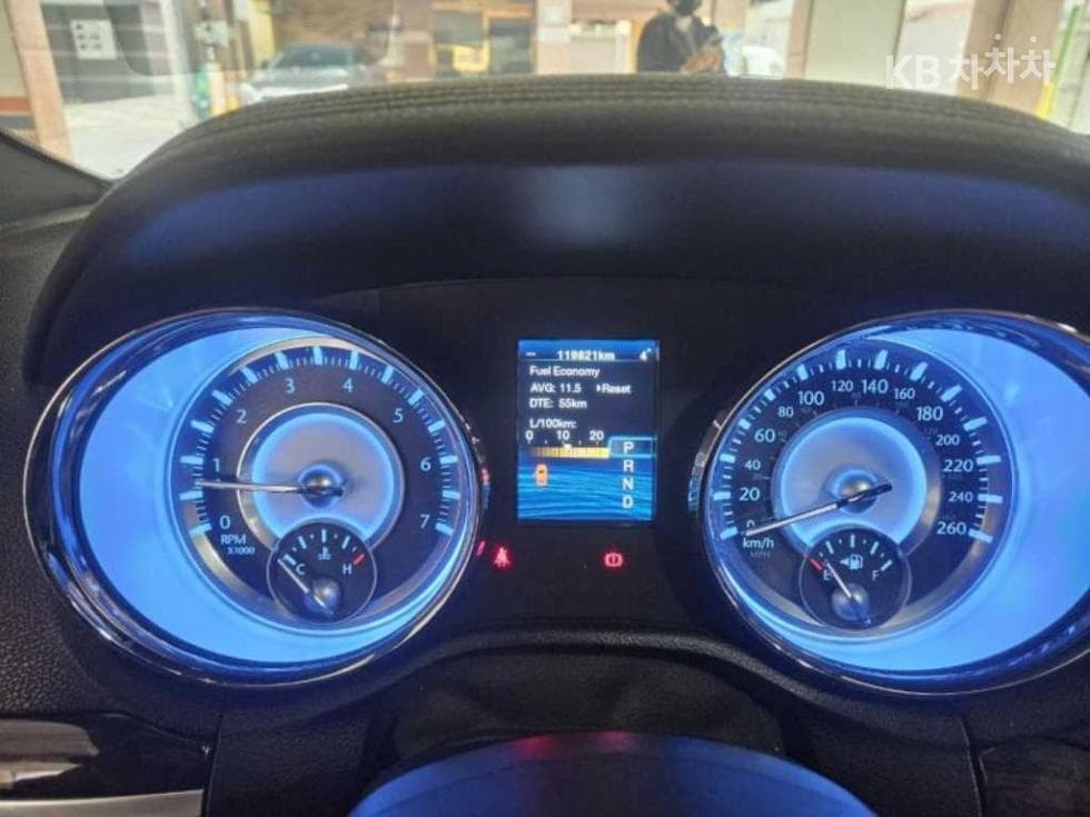 크라이슬러 The New (facelift) 300C3.0 Diesel - 8