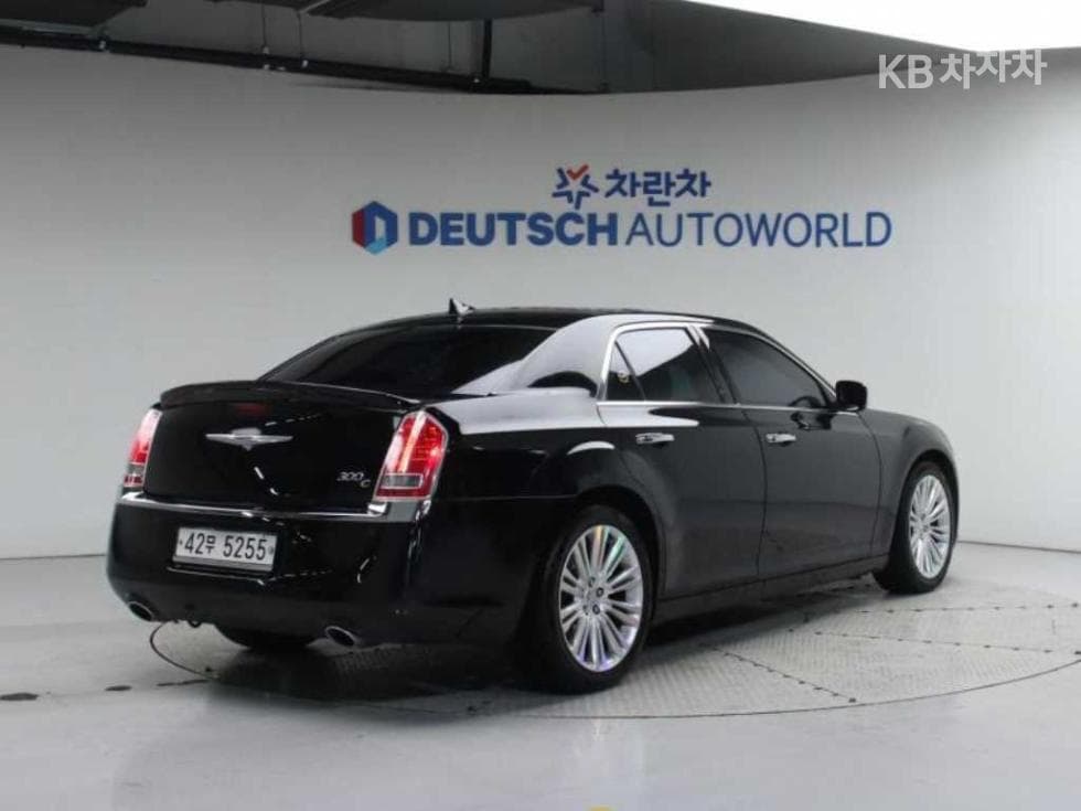 크라이슬러 The New (фейслифт) 300C3.0 Дизел - 2