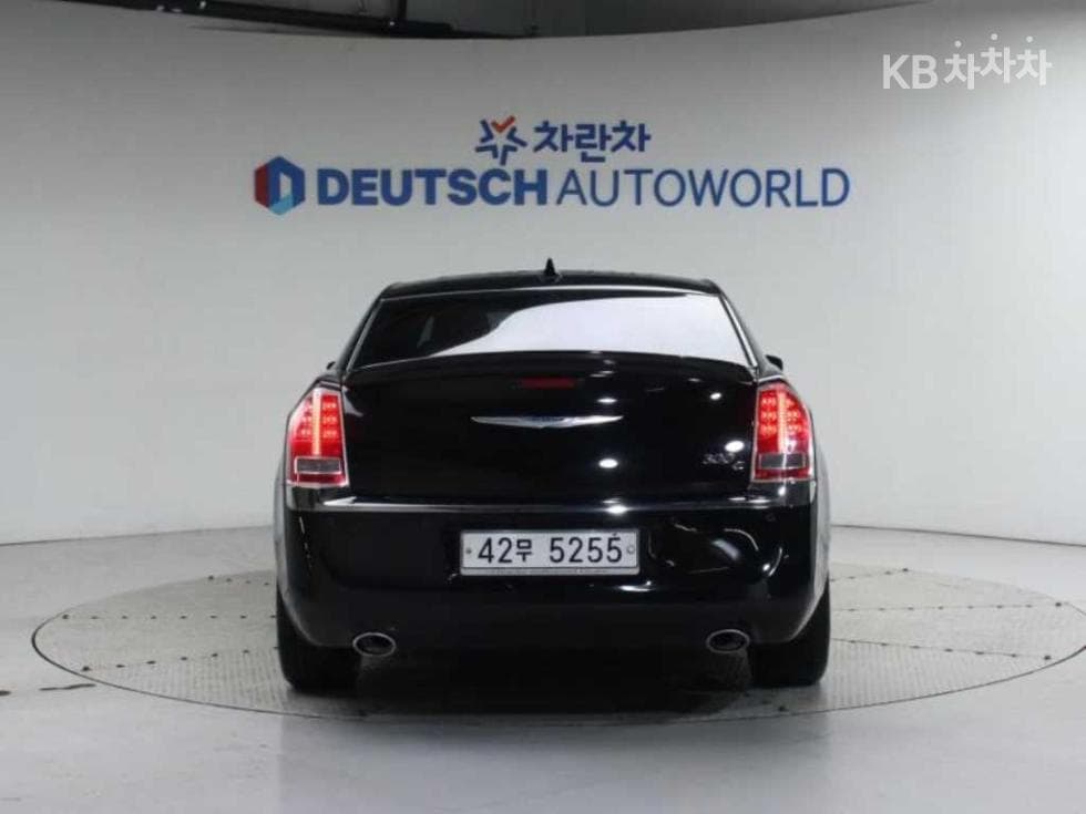크라이슬러 The New (фейслифт) 300C3.0 Дизел - 4