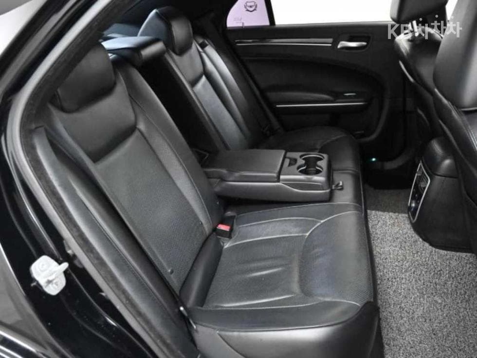 크라이슬러 The New (фейслифт) 300C3.0 Дизел - 11