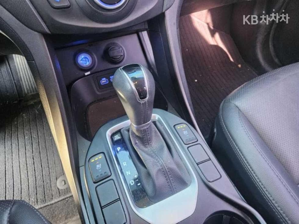 Hyundai Santa Fe The PrimeDiesel Hyundai R-engine 2.0 diesel 2WD 5-seater Premium - 11