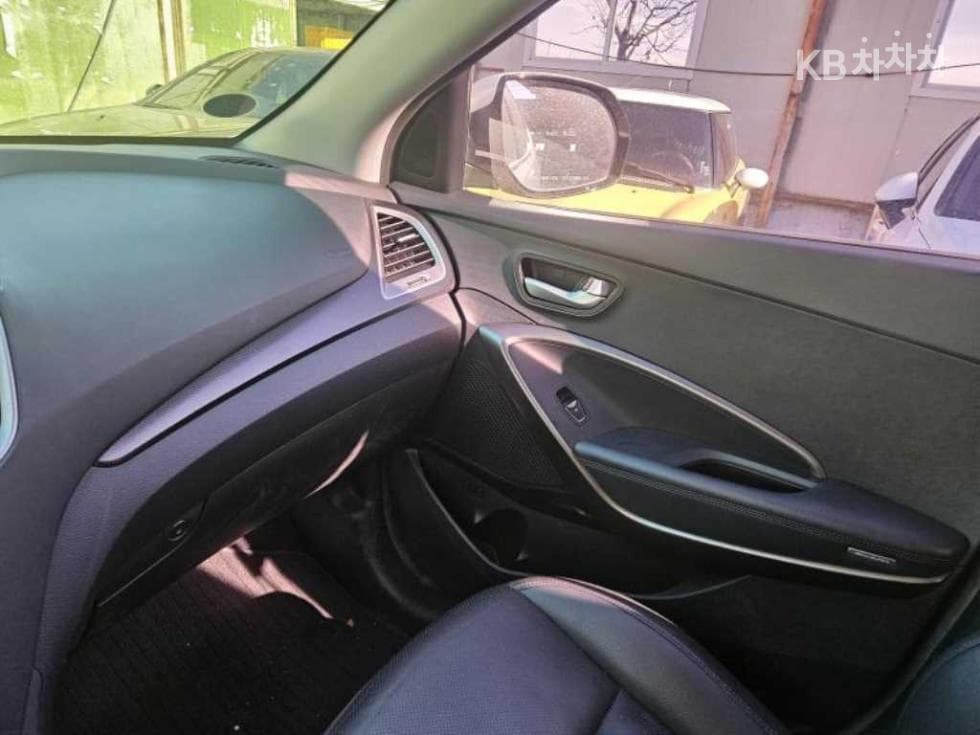 Hyundai Santa Fe The PrimeDiesel Hyundai R-engine 2.0 diesel 2WD 5-seater Premium - 13