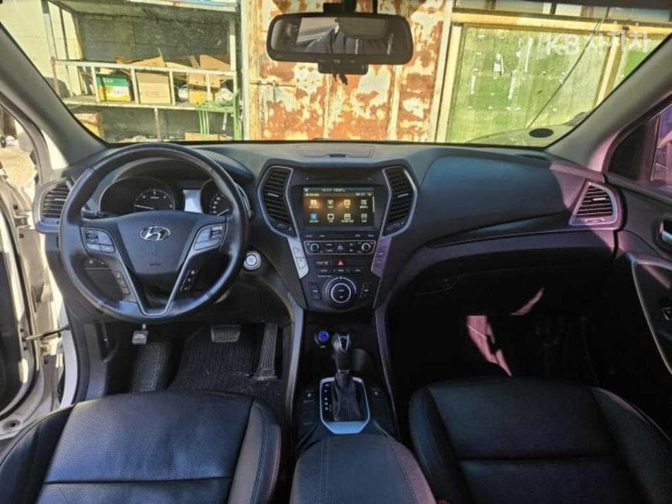 Hyundai Santa Fe The PrimeDiesel Hyundai R-engine 2.0 diesel 2WD 5-seater Premium - 15