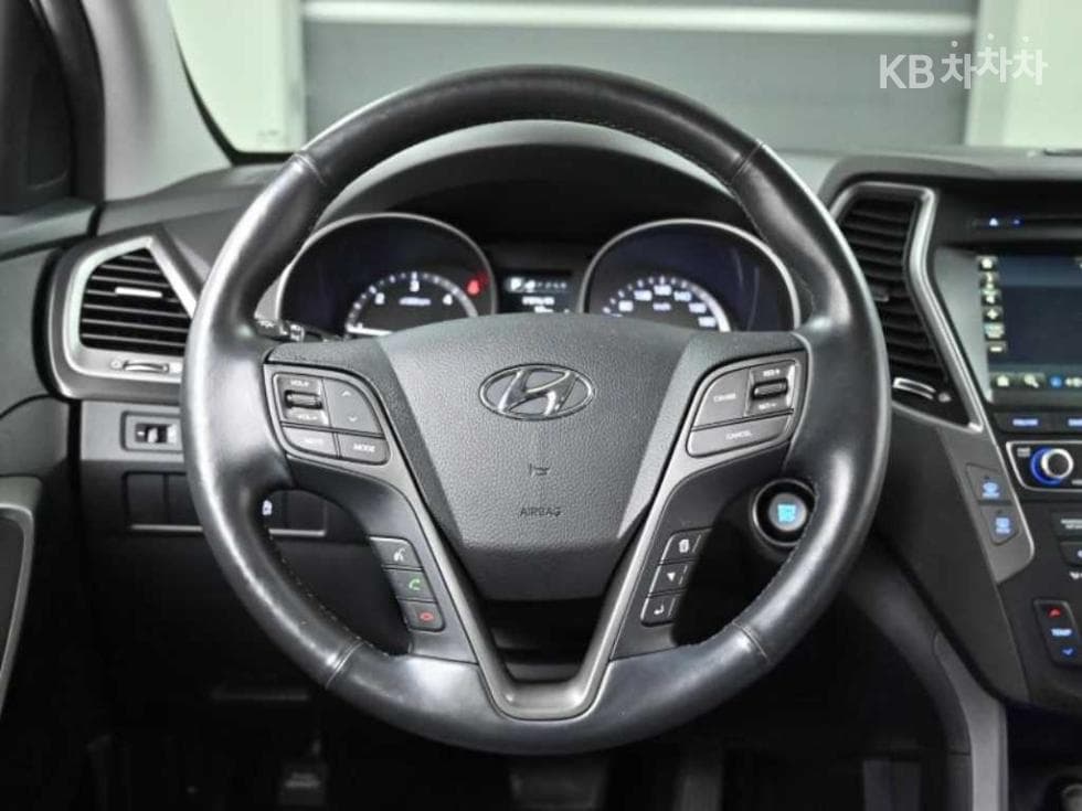 Хюндай Санта Фе The PrimeДизел Хонда R-двигател 2.0 дизел 2WD 5-местен Premium - 12