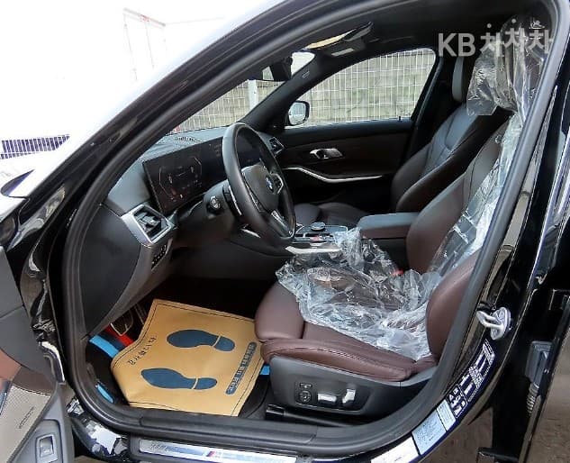 BMW 3 Series (G20)M340i Touring xDrive Standard - 8