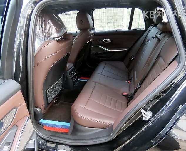 BMW 3 Series (G20)M340i Touring xDrive Standard - 4