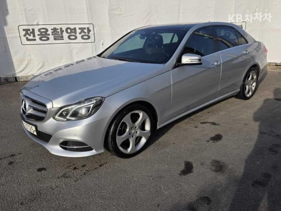 Mercedes-Benz New E-Class E250 CDI 4매틱 W212 - Image 1
