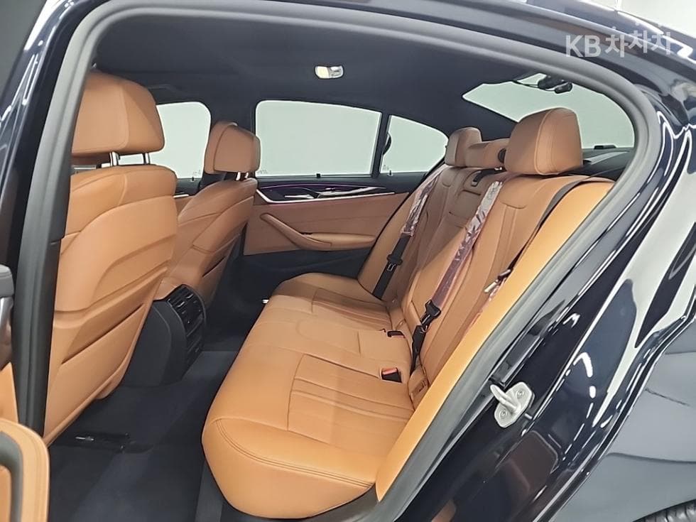 BMW 올Нов5 Серия (G30)520i M Sport - 12
