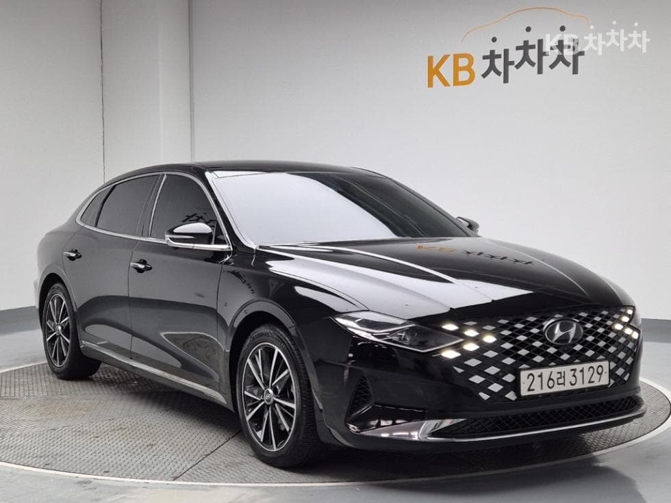 Hyundai The New (facelift) Grandeur (Azera)3.3 Exclusive - 4