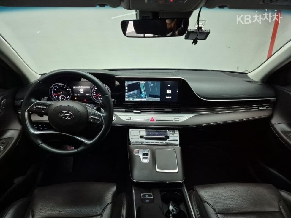 Hyundai The New (facelift) Grandeur (Azera)3.3 Exclusive - 7