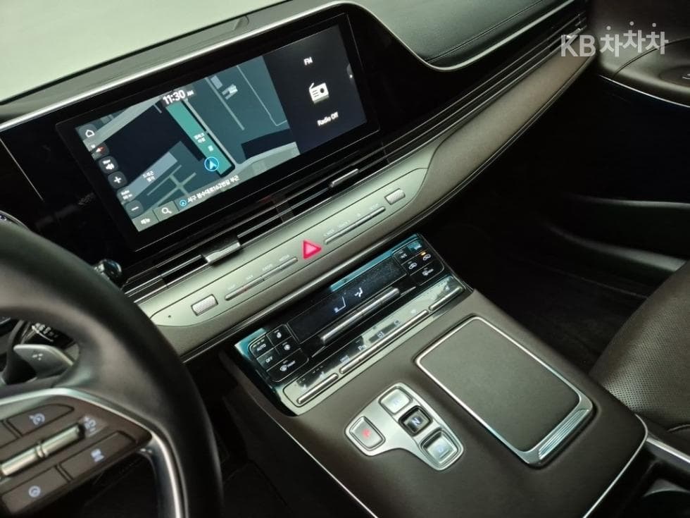 Hyundai The New (facelift) Grandeur (Azera)3.3 Exclusive - 10