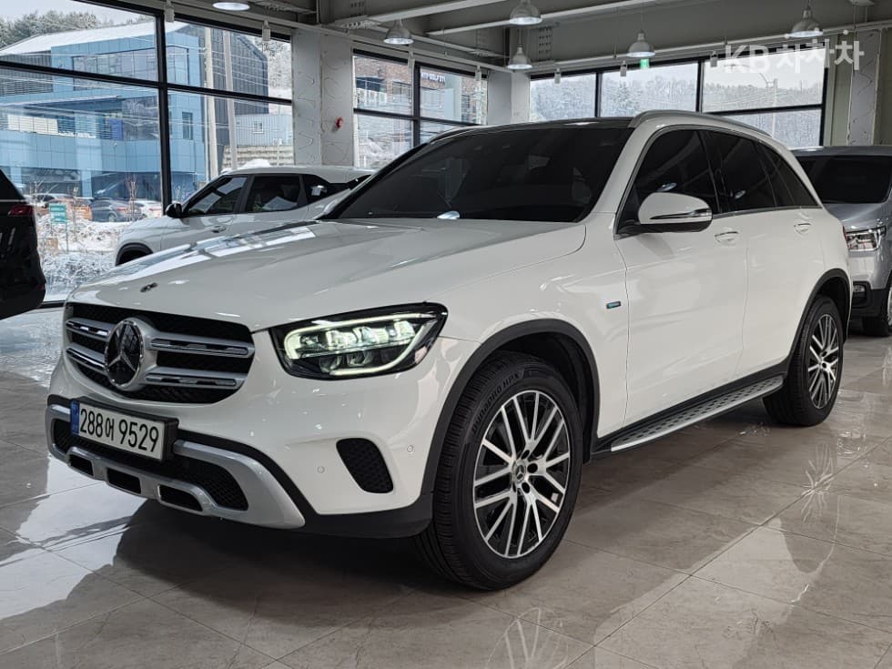 Mercedes-Benz GLC(X253)300 e 4Matic - 2