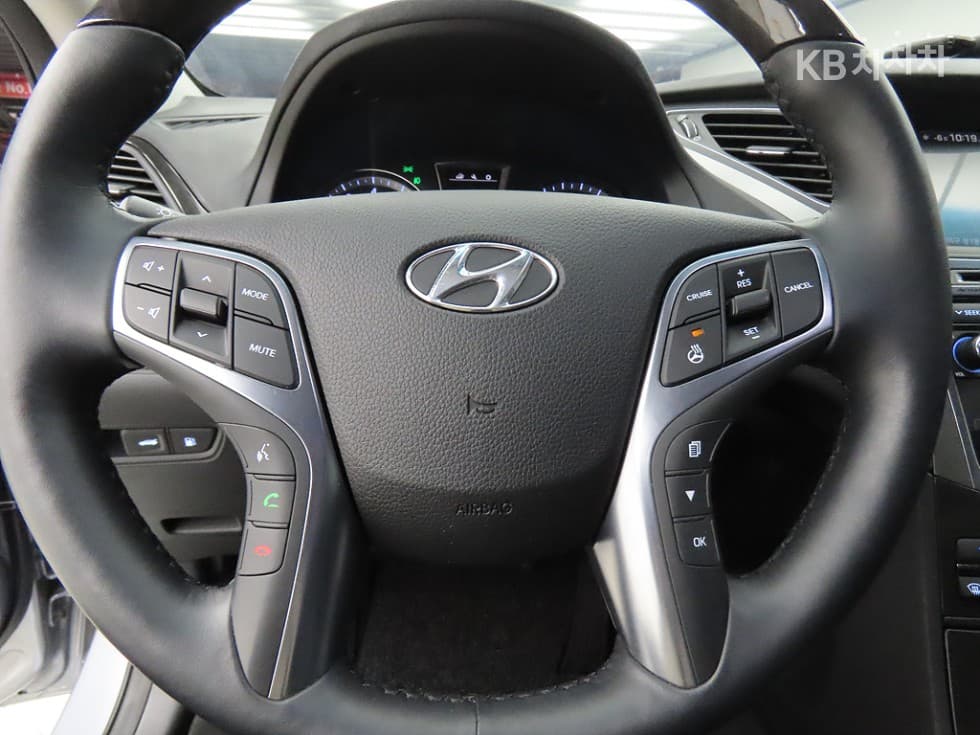 Хюндай Grandeur (Azera)HGHG240 Modern 컬렉션 - 9