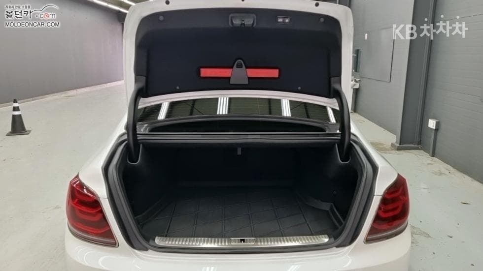 Киа 더 K93.8 GDI AWD 플래티넘Ⅱ - 18