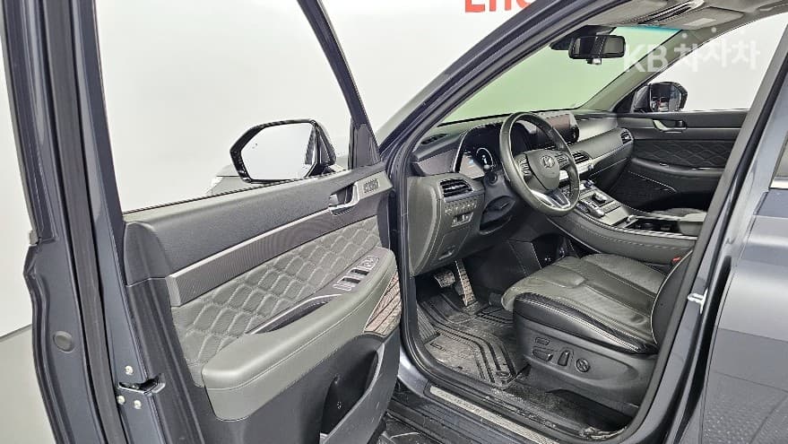 Hyundai Palisade2.2 Diesel 7-seater (Limousine) AWD Calligraphy - 10