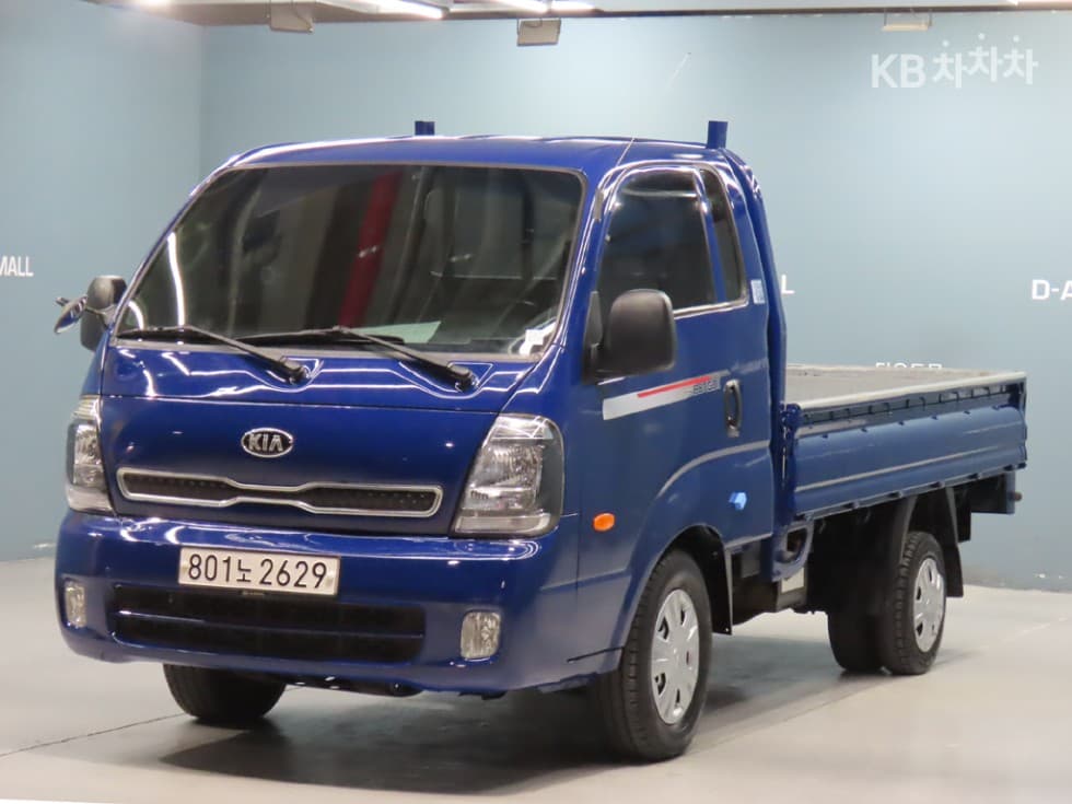 Киа The New (фейслифт) Бонго 3 (лек) 1 тон Королевска кабина Удължено междуосие 2WD L Базов - Image 1