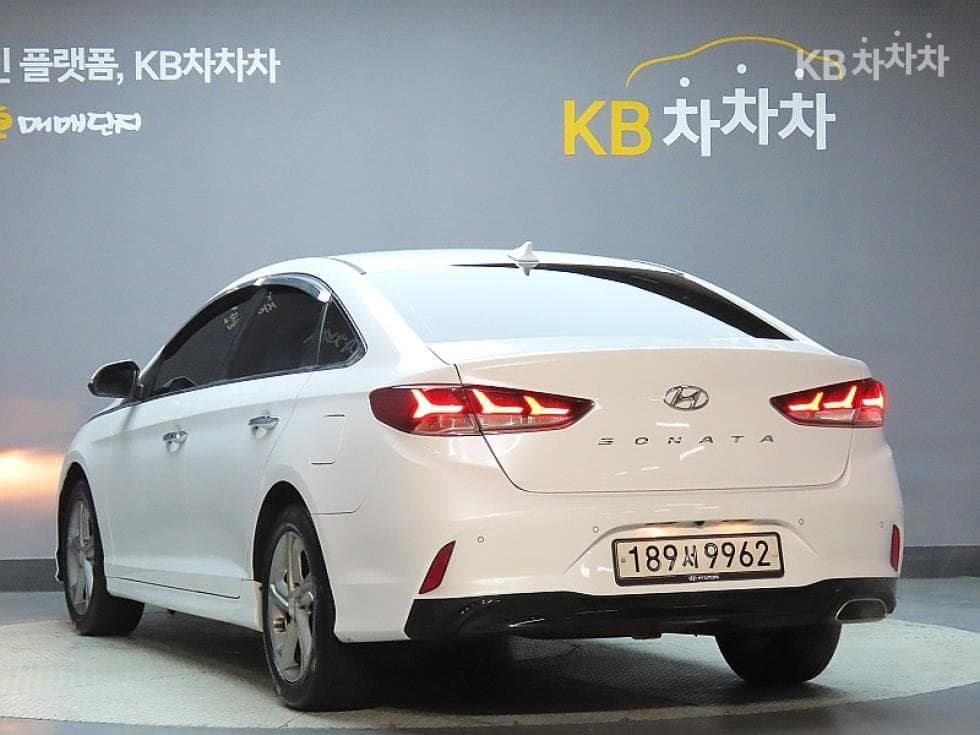 Hyundai Sonata New Rise2.0 Premium - 4