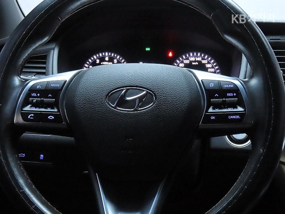 Hyundai Sonata New Rise2.0 Premium - 17