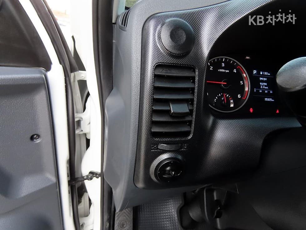 Kia The New (facelift) Bongo 3 (light truck)파워게이트 1 Ton 수직형(2단) King Cab Extra Long L - 14