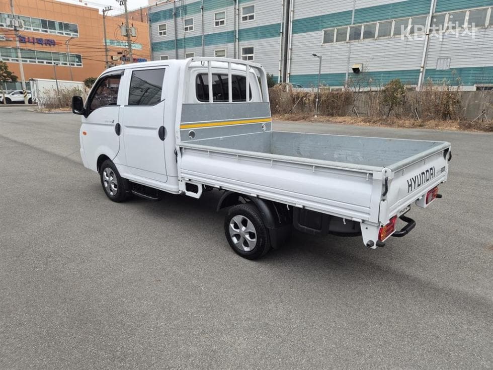 Хюндай Porter 2Удължено междуосие Двойна Кабина LPG Смарт - 4