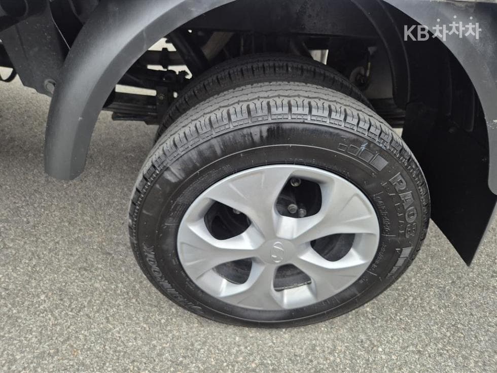 Хюндай Porter 2Удължено междуосие Двойна Кабина LPG Смарт - 11