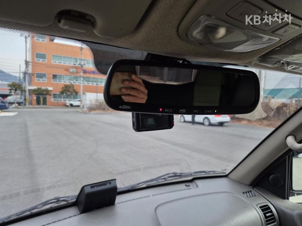 Хюндай Porter 2Удължено междуосие Двойна Кабина LPG Смарт - 18