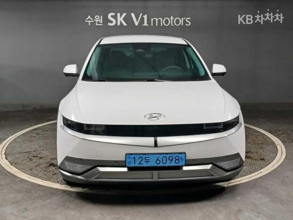 Хюндай IONIQ 5 Long Range Престиж - Image 1