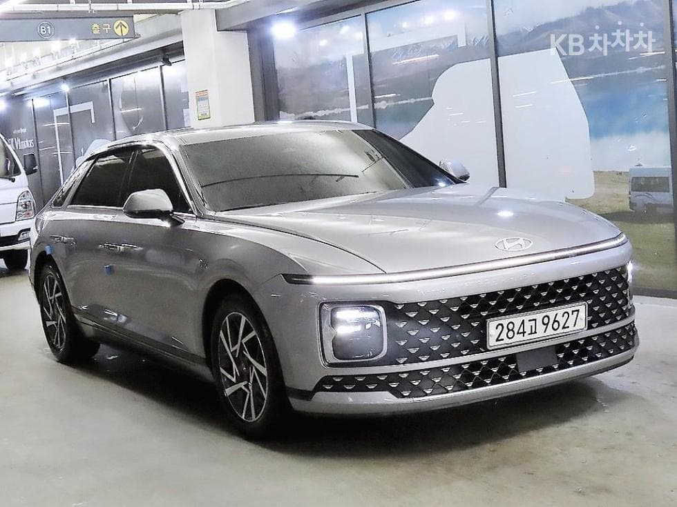 Hyundai The All New Grandeur (Azera) 3.5 LPG 택시 High-end Type - Image 1