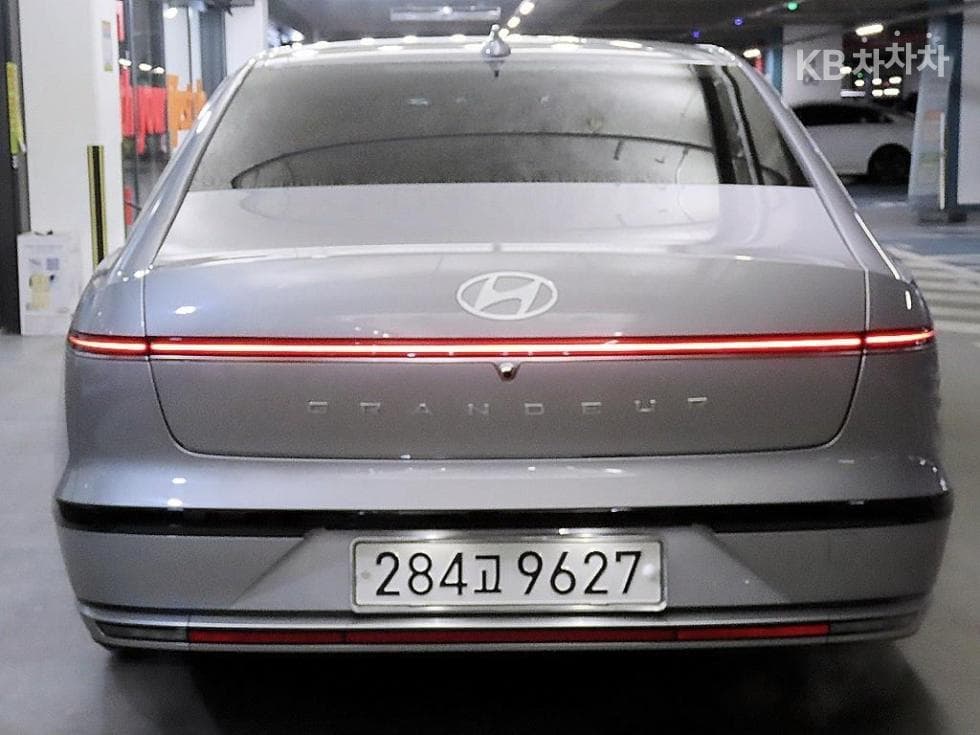 Hyundai The All New Grandeur (Azera)3.5 LPG 택시 High-end Type - 5