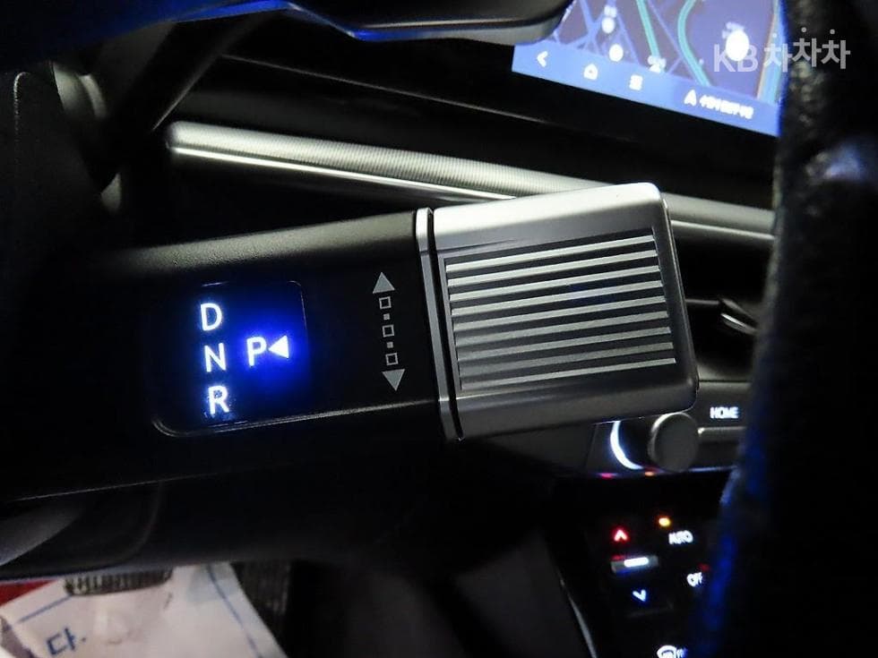 Hyundai The All New Grandeur (Azera)3.5 LPG 택시 High-end Type - 12
