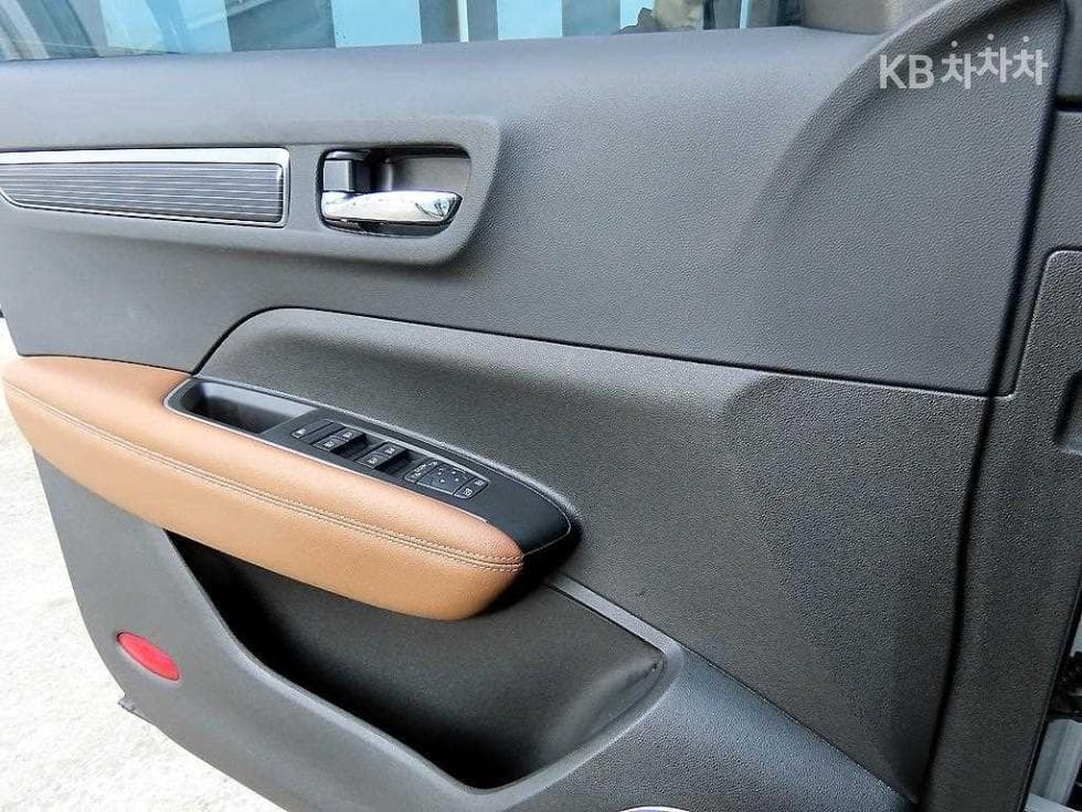 Renault Korea The New (facelift) QM62.0 GDe 2WD RE Signature - 11