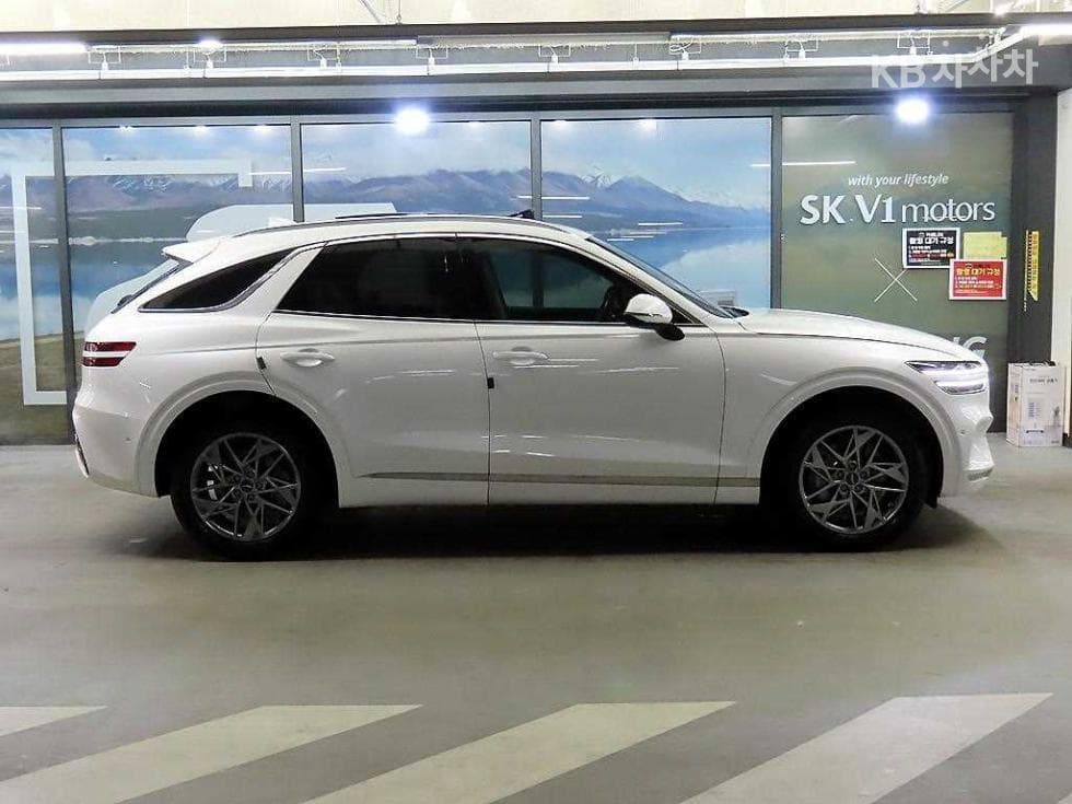 Дженезис GV70Бензин 2.5T AWD - 3