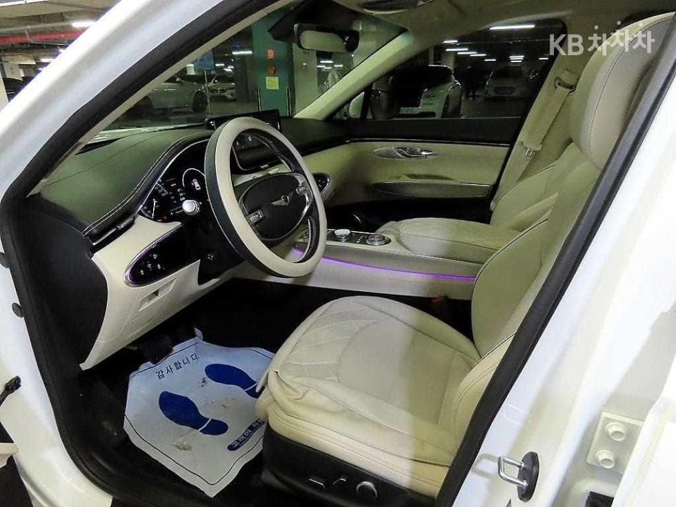 Дженезис GV70Бензин 2.5T AWD - 6