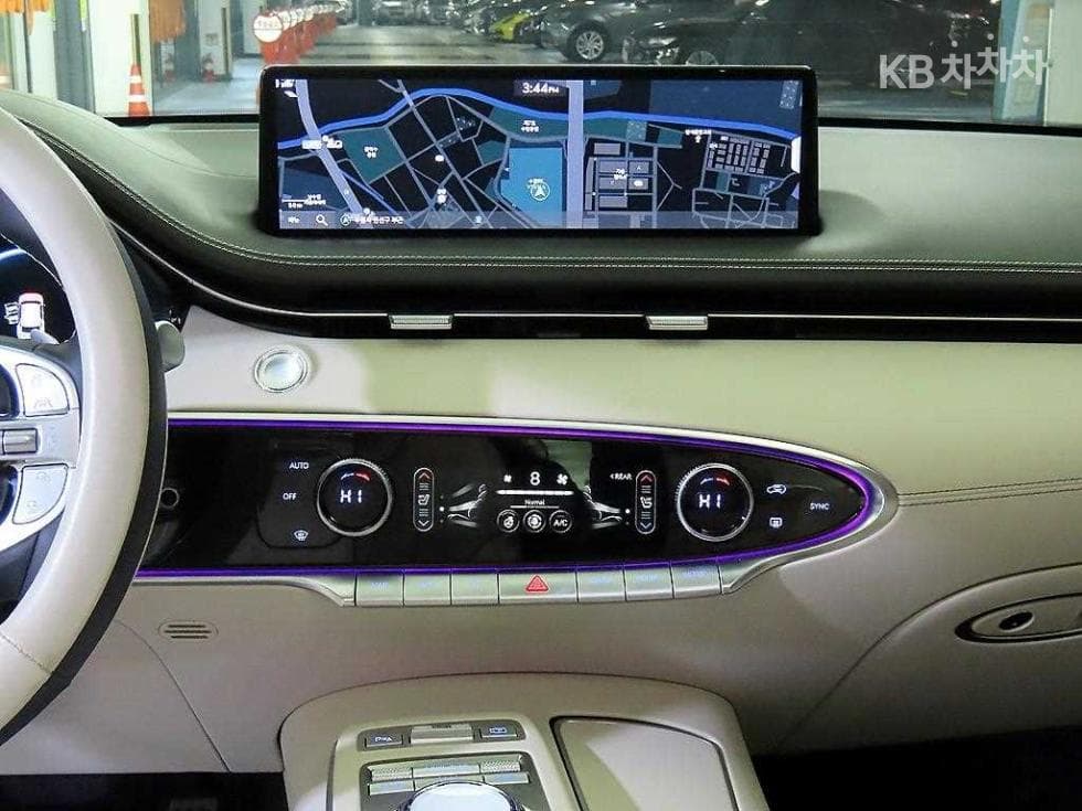 Дженезис GV70Бензин 2.5T AWD - 11