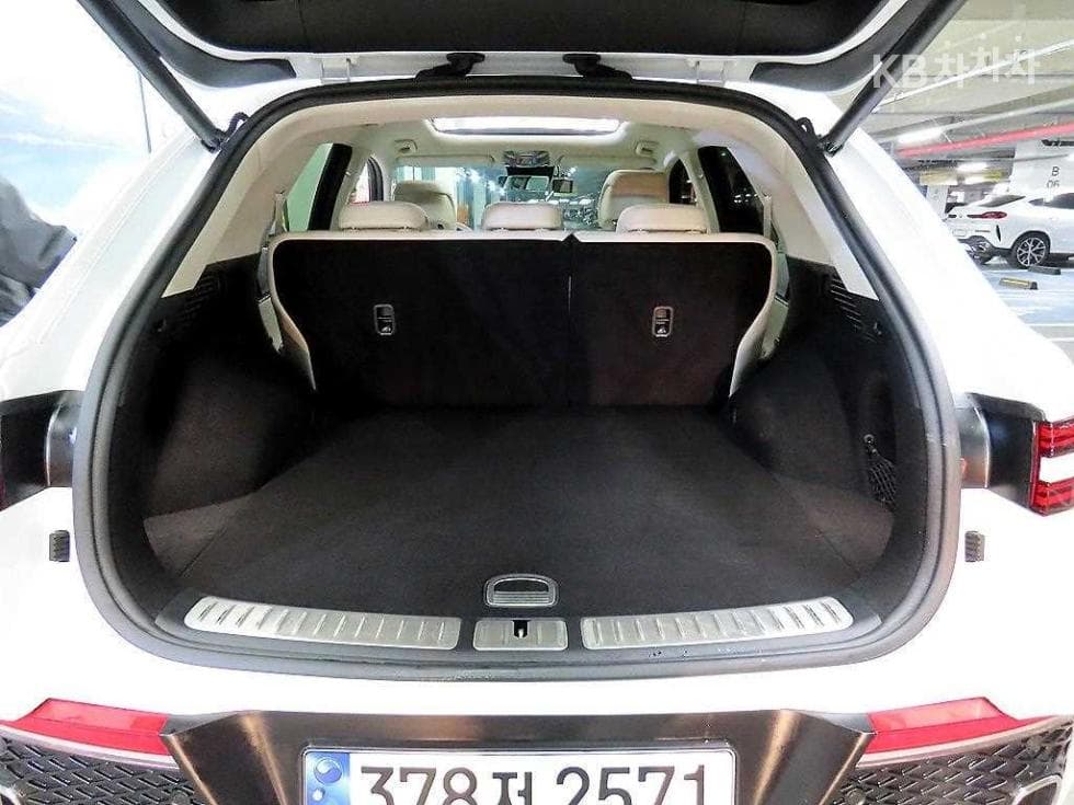 Дженезис GV70Бензин 2.5T AWD - 16