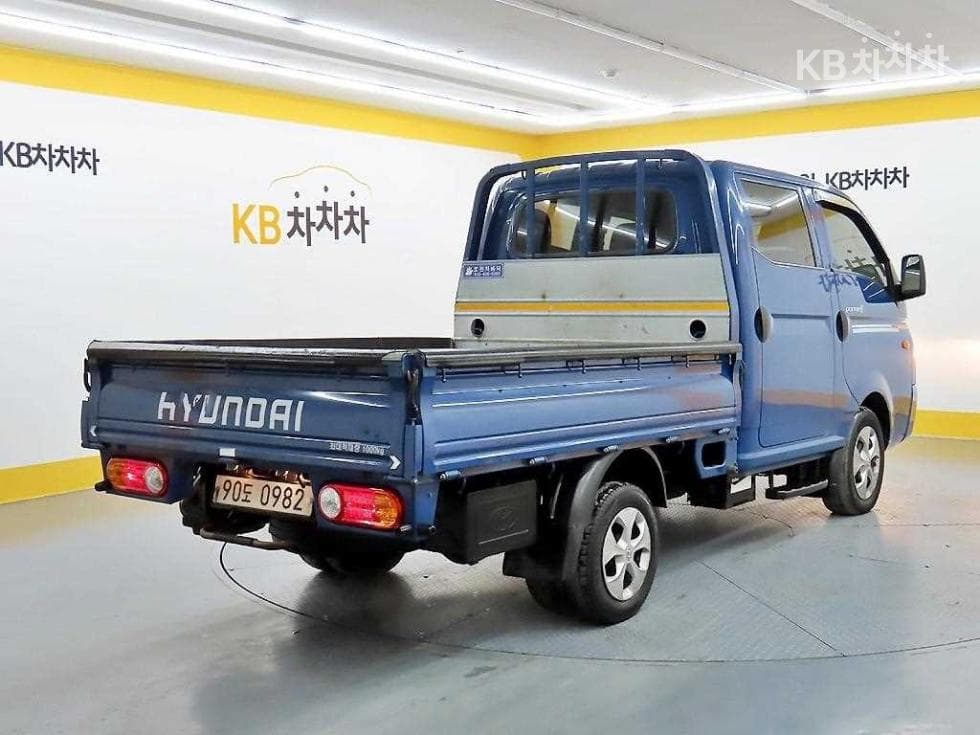 Хюндай Porter 2Удължено междуосие Двойна Кабина CRDi Modern - 4