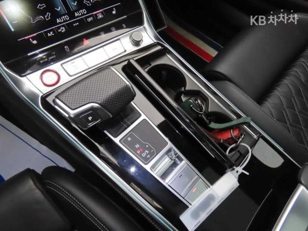 Ауди S6(C8)3.0 Турбо Дизел Инжекция 콰트로 Стандартен - 15