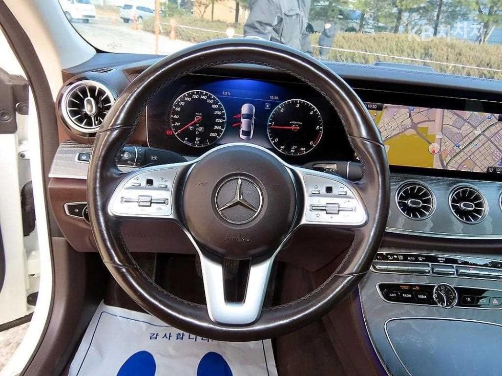 Mercedes-Benz CLS클래스(C257)CLS400d 4MATIC Стандартен - 8