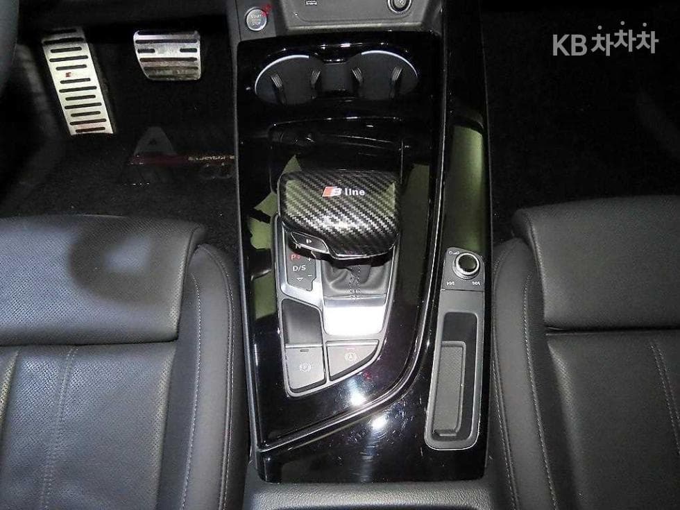 Audi A5(8W6)40 TFSI Quattro Sportback Standard - 12