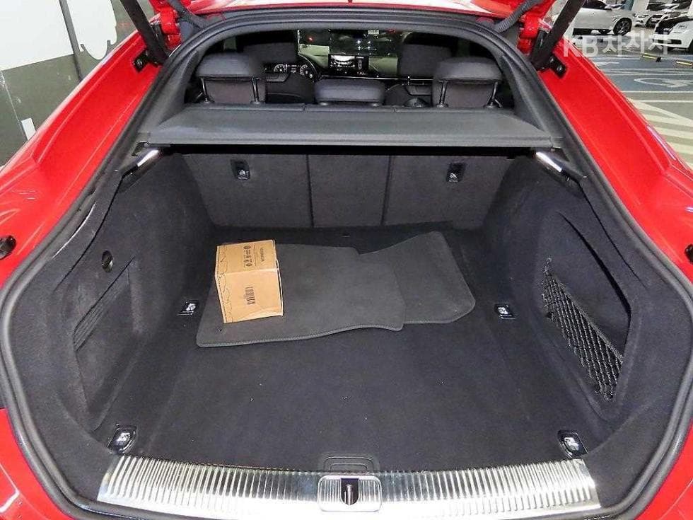 Audi A5(8W6)40 TFSI Quattro Sportback Standard - 17
