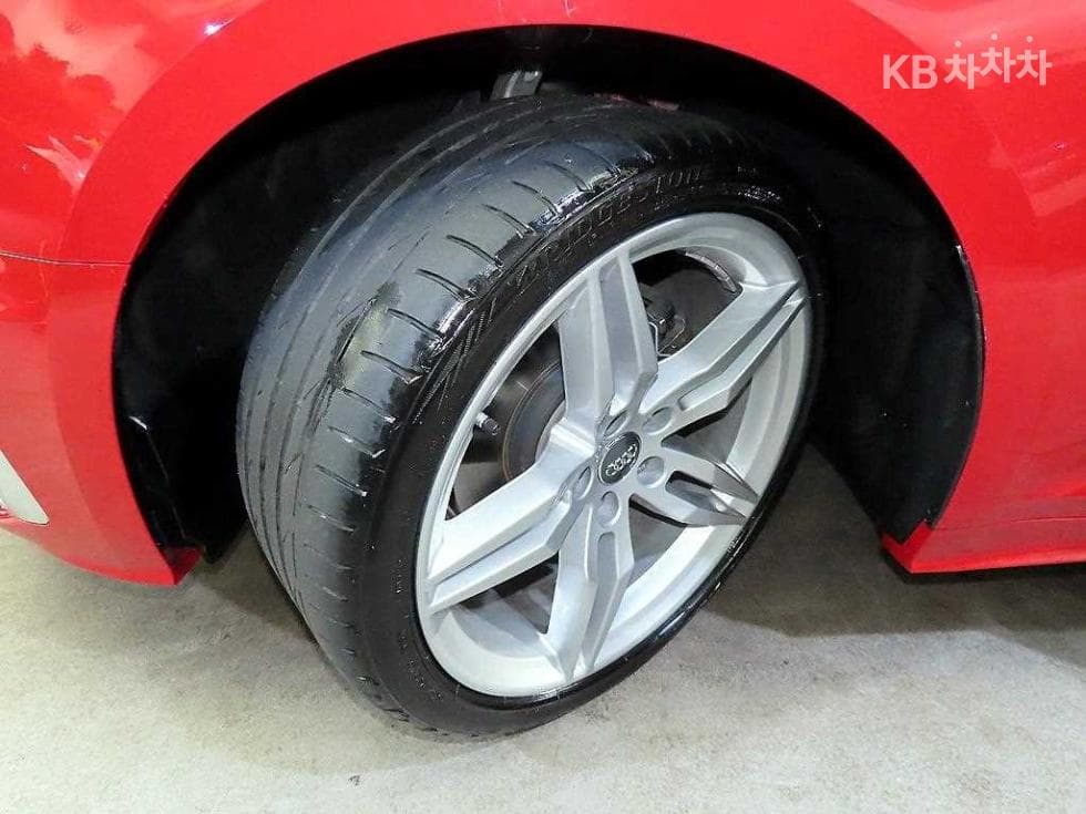 Audi A5(8W6)40 TFSI Quattro Sportback Standard - 20