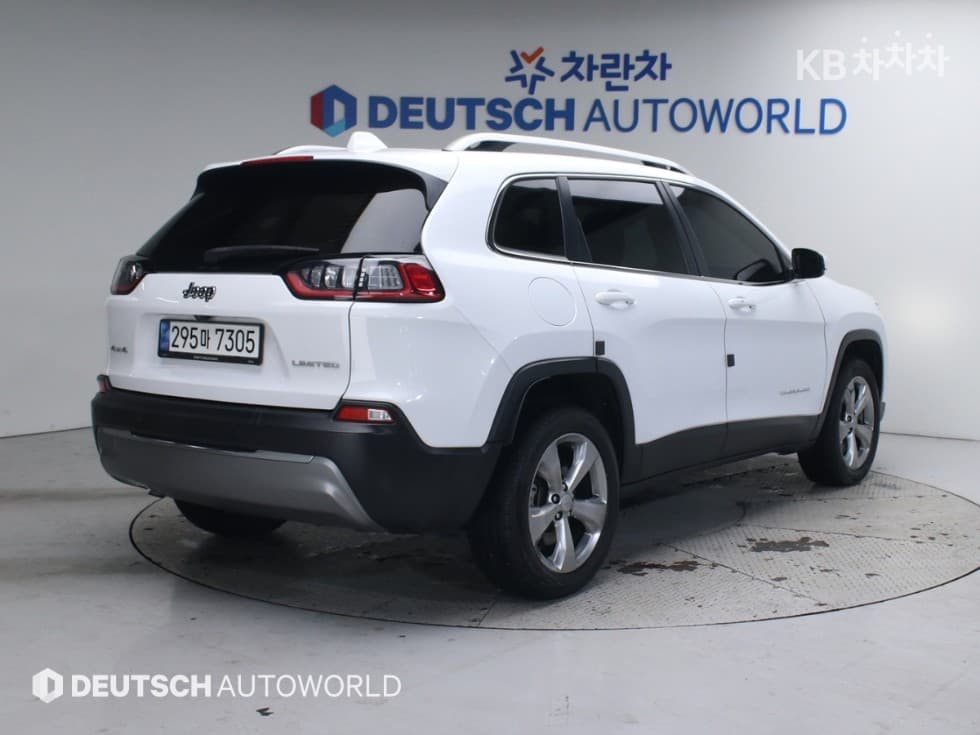 지프 체로키(KL)2.4 Бензин FWD Limited - 2