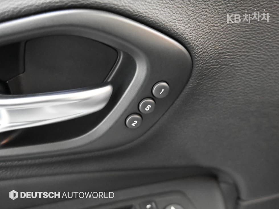 지프 체로키(KL)2.4 Бензин FWD Limited - 16