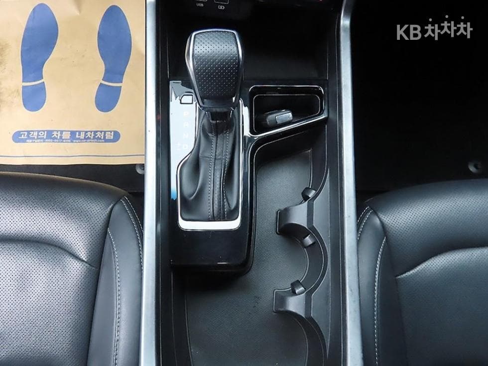 КейДжи Мобилити 토레스(J100)1.5 GDI Турбо AWD T7 - 10