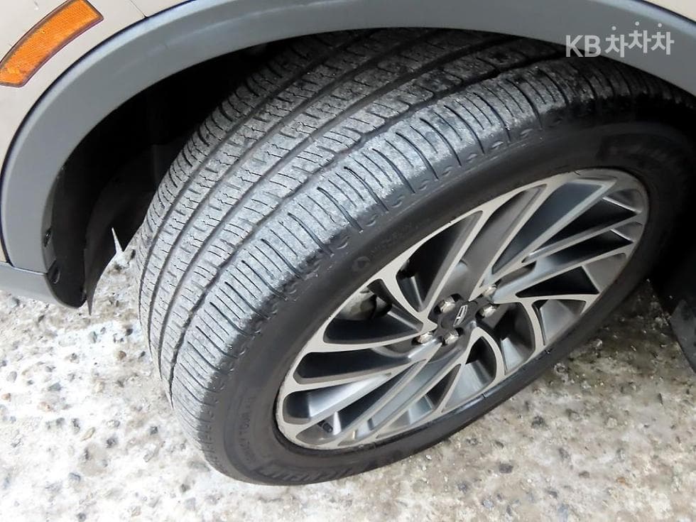 링컨 노틸러스(U540)2.7 Бензин 201A - 20