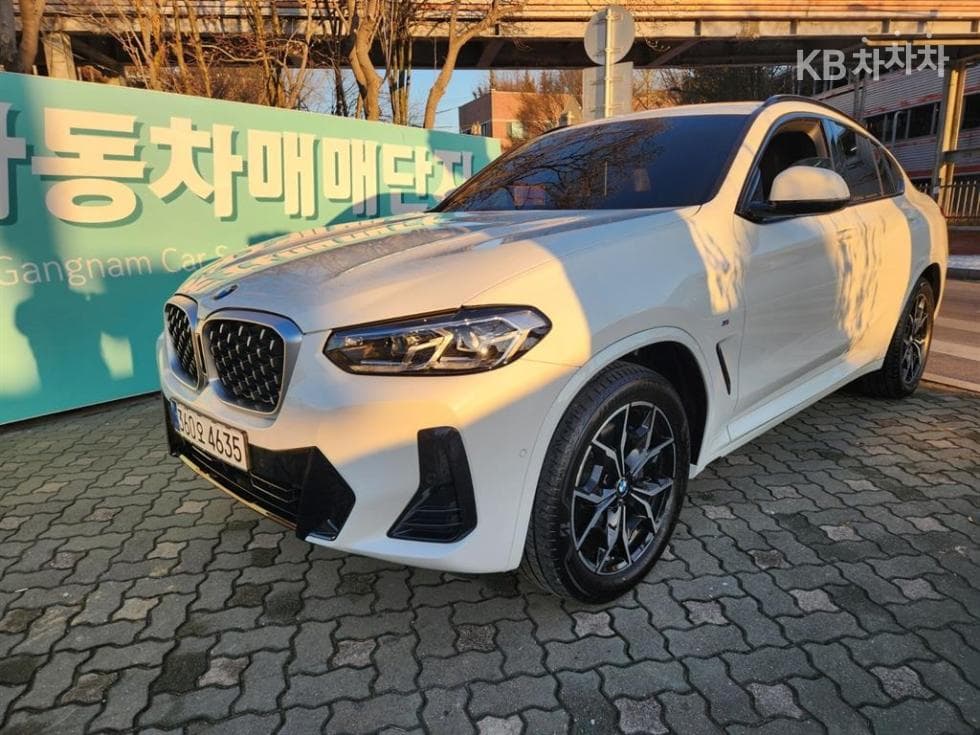 BMW New X4 (G02) xDrive 20i M Sport - Image 1