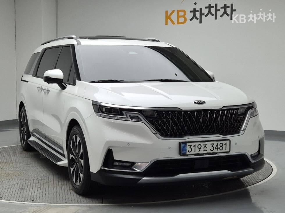 Kia Carnival 4th generationD2.2 9-seater Noblesse - 4