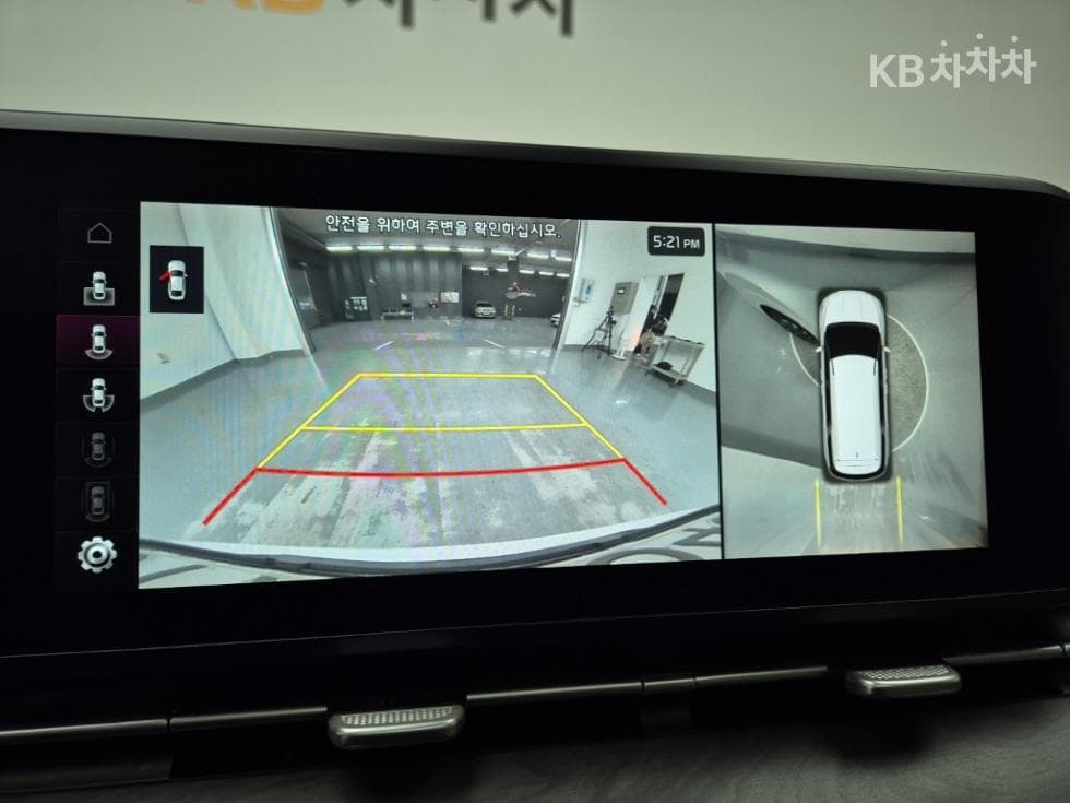 Kia Carnival 4th generationD2.2 9-seater Noblesse - 15