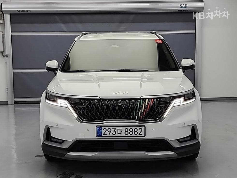 Kia Carnival 4th generationG3.5 GDI 9-seater Prestige - 2